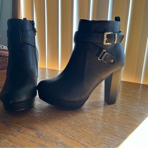 Black Bootie Heels Gifted to me for Christmas. I’m not a heel girl 😂